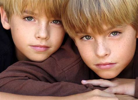 Pin de ZoeLOVATO em Boys Faces | Dylan e cole, Nomes de bebês gêmeos ...