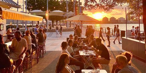 The 10 Best Waterfront Restaurants & Bars in New York Right Now - Travel Journal Mag