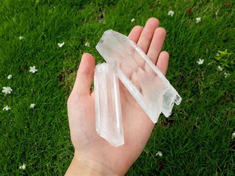 The Secret to Growing Huge Epsom Salt Crystals at Home - Crystalverse