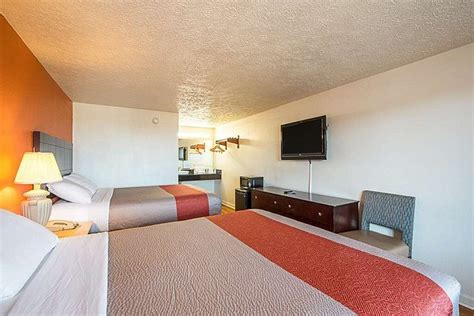 Motel 6 Norfolk, VA - Oceanview Rooms: Pictures & Reviews - Tripadvisor