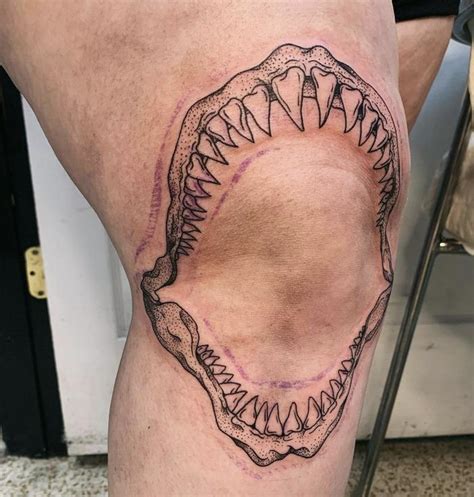 Update 68+ shark jaw tattoo knee best - in.eteachers
