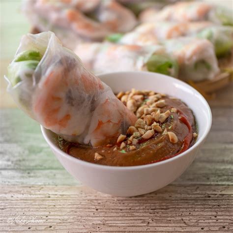 Vietnamese Peanut Dipping Sauce for Spring Rolls (Tương Chấm Gỏi Cuốn) — Vicky Pham