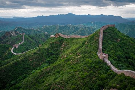 File:The Great Wall of China at Jinshanling-edit.jpg - Wikimedia Commons