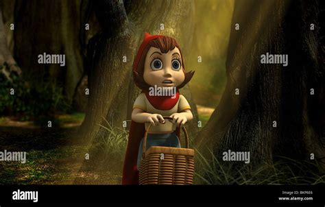 HOODWINKED! (2005) ANNE HATHAWAY COREY EDWARDS (DIR) HOWI 002 Stock Photo - Alamy