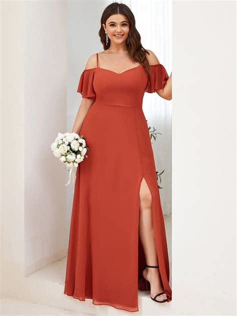 32 Gorgeous Plus-Size Bridesmaid Dresses for 2023 Weddings