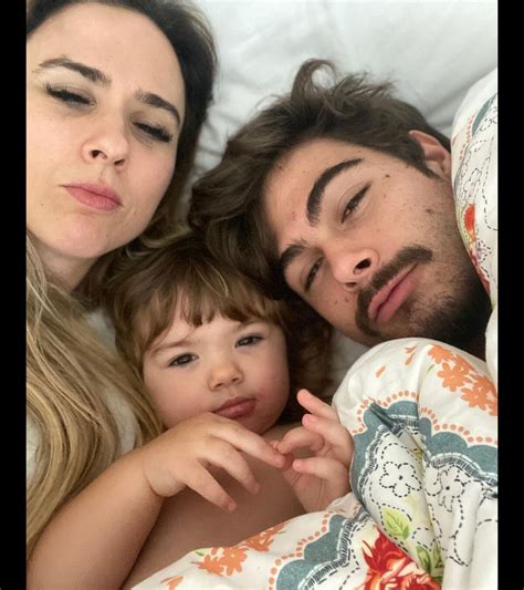 Foto: Clara Maria, filha de Rafael Vitti e Tatá Werneck, tem 2 anos - Purepeople