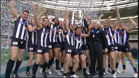 Collingwood Magpies Champions AFL 2010 Premiers HD - YouTube