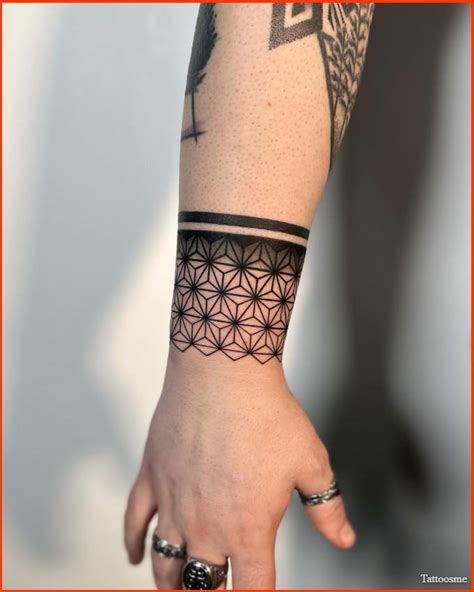 Aggregate more than 86 geometric style tattoo latest - in.coedo.com.vn