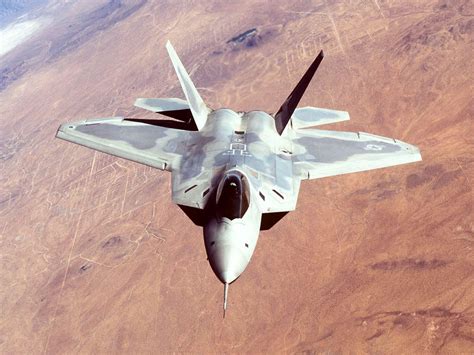 F 22 Raptor Military Jet Fighter Wallpapers:wallpapers screensavers