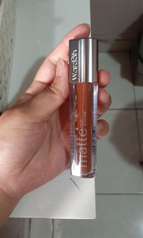 Wardah Exclusive Matte Lip Cream on Carousell