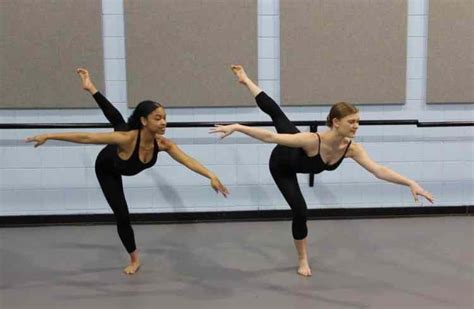 2 dance students from the Alabama School of Fine Arts in Birmingham accepted to Juilliard