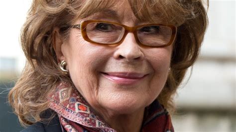 Fairy Liquid queen Nanette Newman: Don't ban sexist ads, a woman's role ...