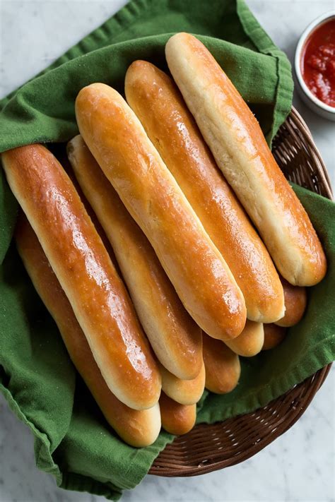 Receta de palitos de pan (imitador de Olive Garden) | Palitos de pan, Postres con pan, Recetas ...