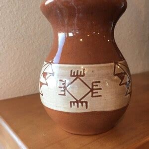 Vintage Signed Sioux Carved Pottery Vases Dollie D. Red Elk - Etsy