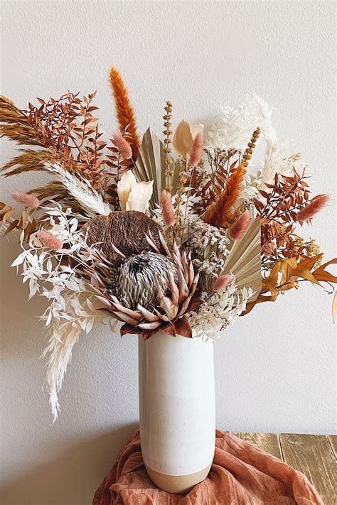 Affordable Dried Flower Arrangements for Home Decor in 2020 | Flower arrangements diy, Dried ...