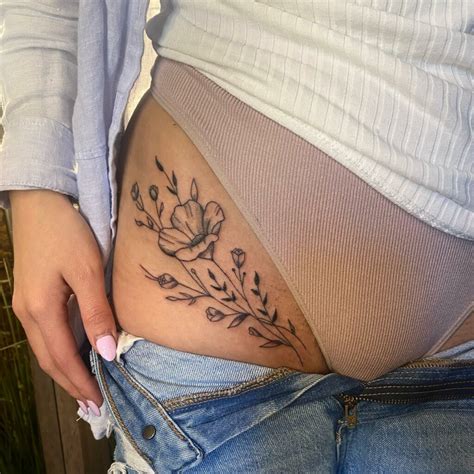 Share more than 87 pelvic tattoos for females latest - in.coedo.com.vn