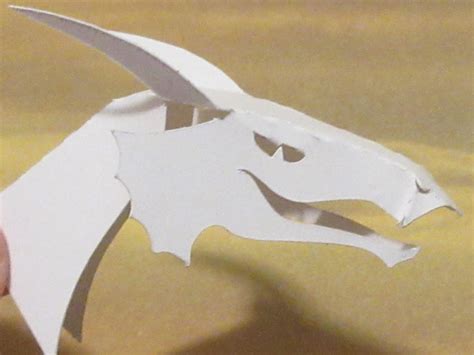 Papercraft dragon head, revised by tyrosinase on DeviantArt