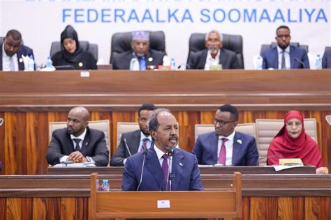 Somali president opens 3rd session of the Parliament | Shabelle Media Network