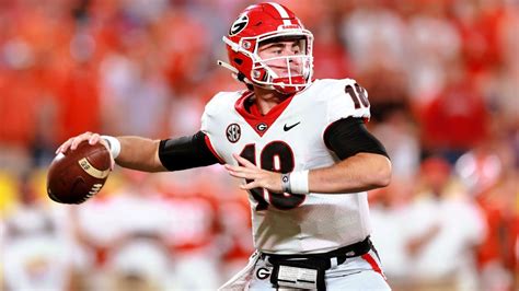 Georgia Bulldogs QB JT Daniels questionable for Saturday's game vs. UAB due to oblique injury