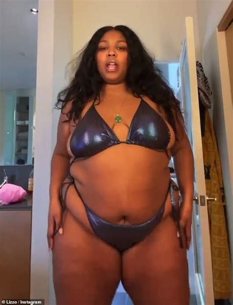 Lizzo flaunts her gorgeous curves in skimpy metallic bikini | Daily ...