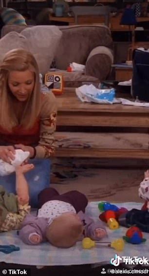 Phoebe's triplets from Friends are all grown up, and one is going viral ...