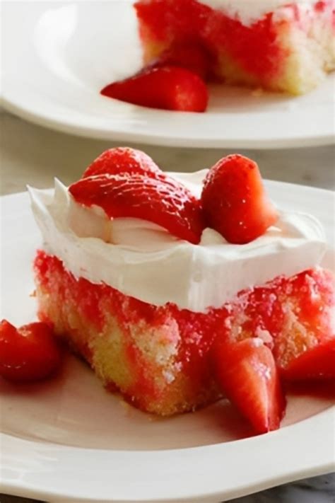 Pioneer Woman Strawberry Poke Cake - Delish Sides