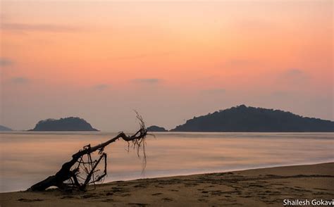 Sunset at Devbagh ,Karwar | Devbagh beach resort , near Karw… | Flickr