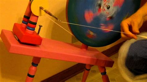 Spinning on a Spindle Wheel - YouTube