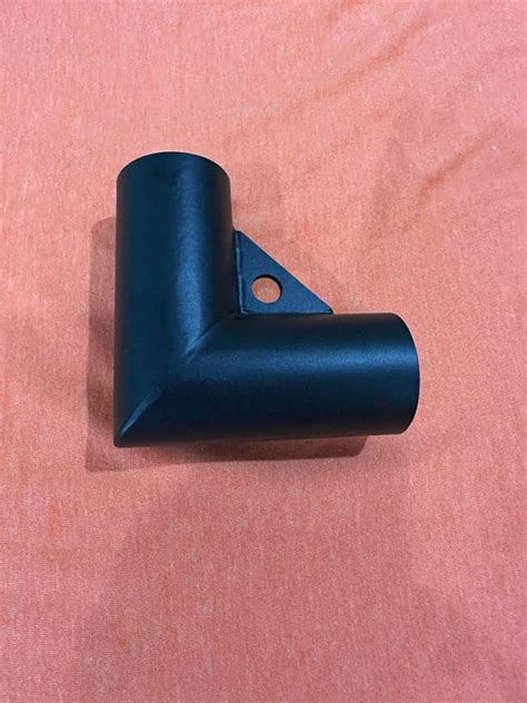 Replacement elbow for 1.375-inch gate pipe • McGregor Deer Fences
