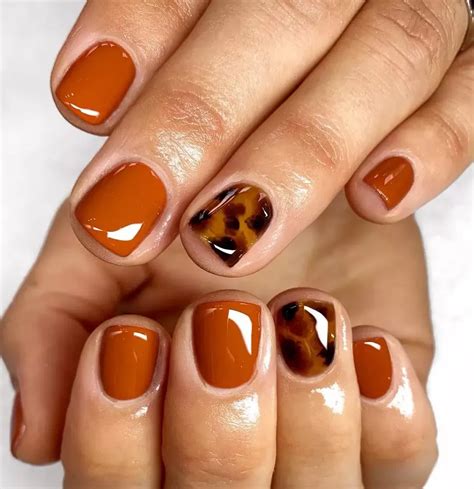 35 Stunning Burnt Orange Nails To Get You Ready For Fall | Ongles d'automne, Vernis à ongles ...