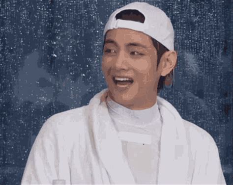 Taehyung Laughing GIF - Taehyung Laughing - Discover & Share GIFs