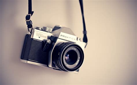 Black Camera · Free Stock Photo