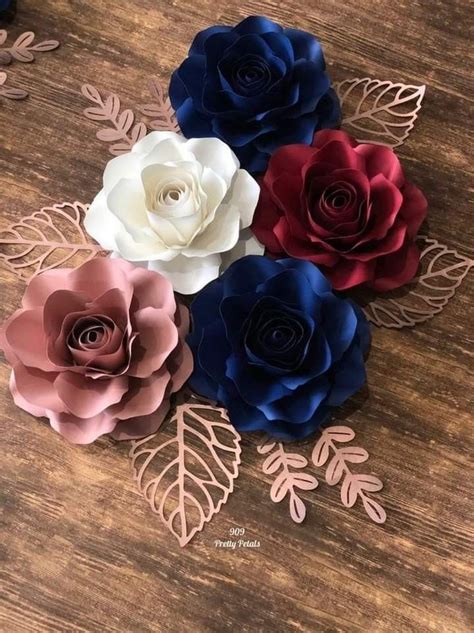 Pin by Maria Saturnina on ideias pra fazer | Paper flowers craft, Paper roses, Paper flower decor