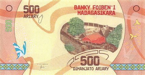 Banknote 100 Ariary 2017 Madagascar Collectibles Coins & Money ...