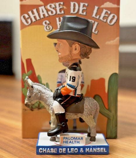 Chase De Leo & Hansel, San Diego Gulls Bobblehead – Fourth Line Bobbleheads