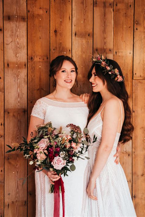 Beautiful Rustic & Floral Aircraft Hangar Wedding Ideas