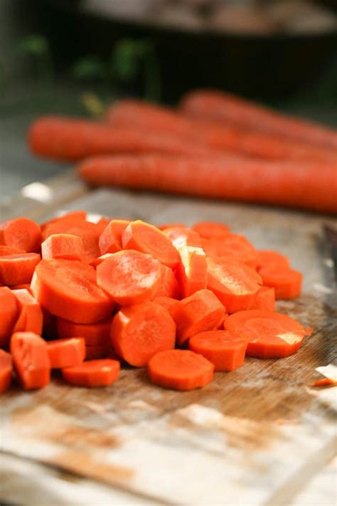 How to Freeze Carrots - Lady Lee's Home