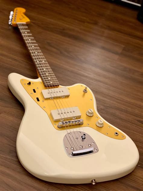Squier J Mascis Jazzmaster Electric Guitar Vintage White Guitar Center ...