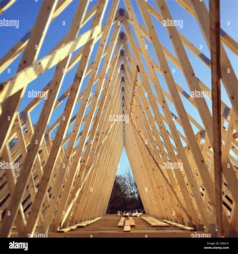 Timber roof truss hi-res stock photography and images - Alamy