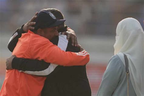 Indian team huddle witness emotional scenes as Sarfaraz Khan and Dhruv ...