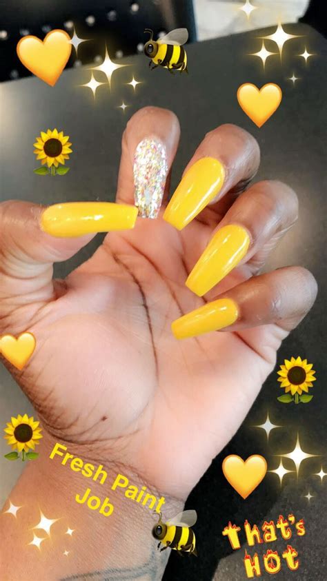 Yellow Coffin Nails Sparkle Acrylic Nails, Acrylic Nails Yellow, Yellow Nail Art, Summer Acrylic ...