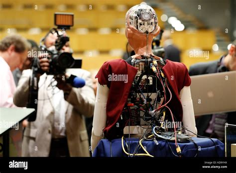 Sophia robot hi-res stock photography and images - Alamy