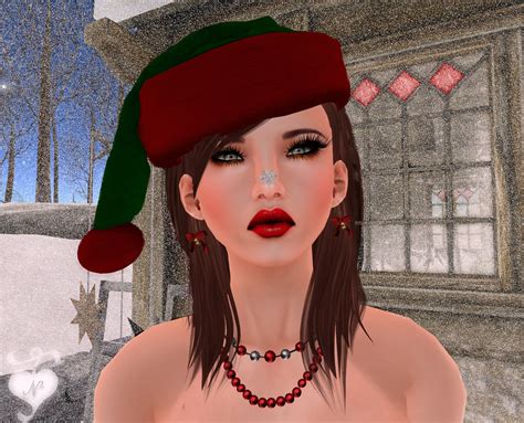 Santa Claus is coming to town | FabFree - Fabulously Free in SL