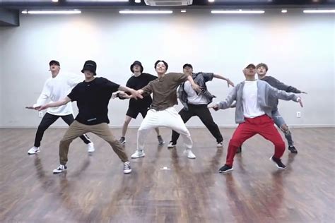 Watch: BTS Shows Off Impressive Moves In “IDOL” Dance Practice Video | Bts dance practice ...