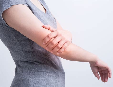Arm Pain Causes and Relief - The Pain Center