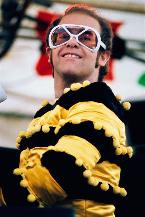 30 Amazing Color Photographs of a Young Elton John in the 1970s ~ vintage everyday | Elton john ...