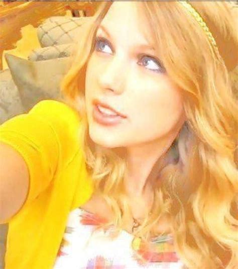 ♡♥Taylor Swift July 2012 - click on pic to see a larger pic♥♡ | Young taylor swift, Taylor ...