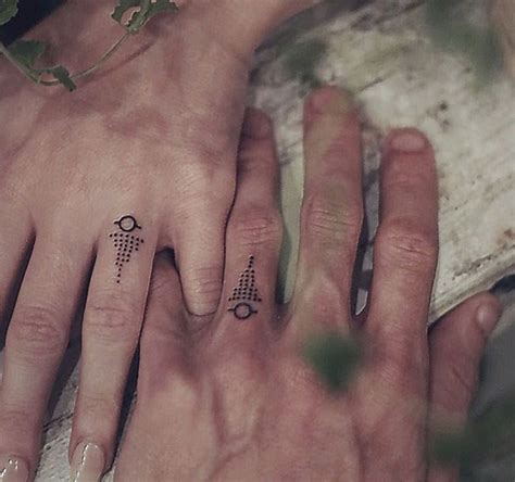 23 Newlyweds Who Chose Tattoos Instead Of Rings | DeMilked