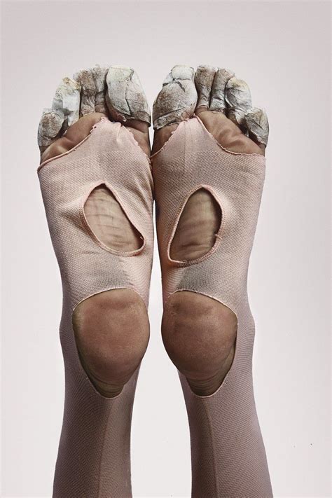 Ballerina's Feet | Dancers feet, Ballerina feet, Ballet poses