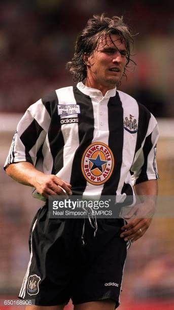 David Ginola Newcastle United | Newcastle united, Newcastle united ...